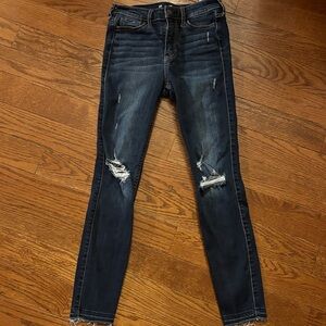 Hollister Women's Dark Wash Skinny Jeans